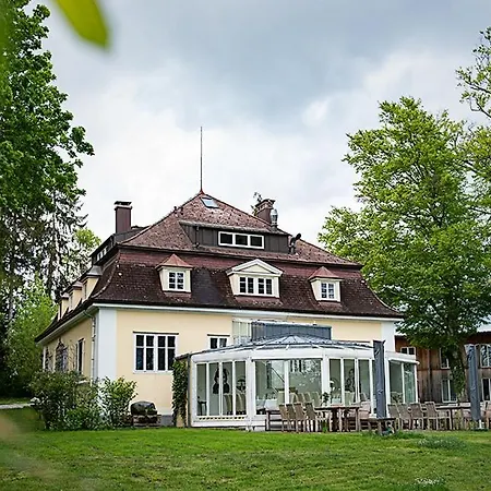 Hotel Grafengut Nussdorf am Attersee