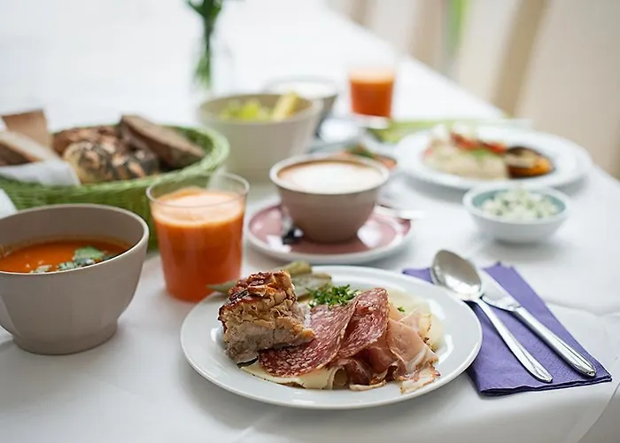 Grafengut Otel Nussdorf am Attersee