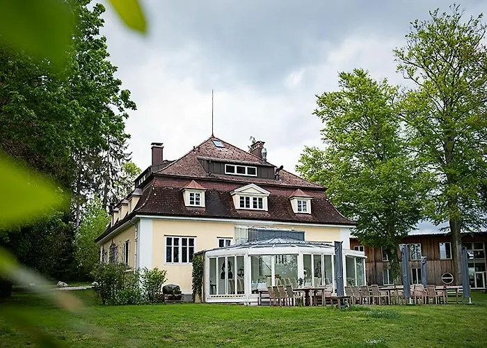 Otel Grafengut Nussdorf am Attersee